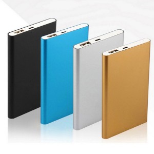 Hot sale cheap gifts charging treasure 4000mAh mobile power bank manufacturers custom wholesale gifts